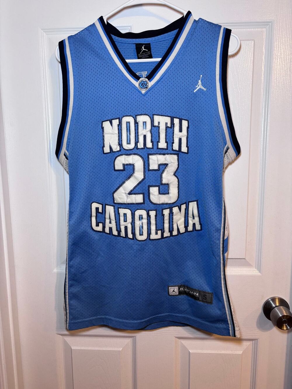 Jordan UNC North Carolina Tar Heels #23 Basketball Jersey Blue Size Small